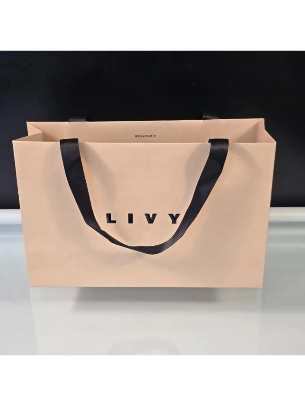 Livy authentic french